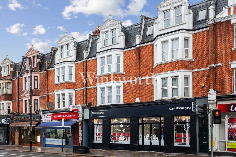 Grand Parade, London, N4