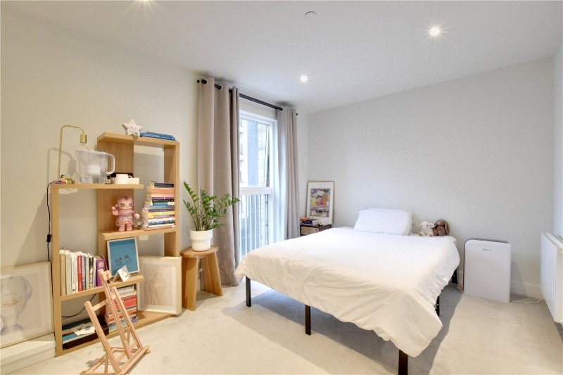 Pegler Square, Kidbrooke Village, London, SE3