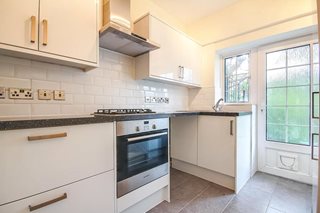 Gloucester Court, Kew Road, Kew, TW9