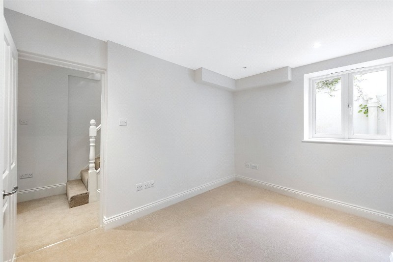 Lillie Road, London, SW6