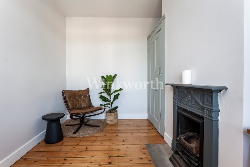 Rosebery Avenue, London, N17