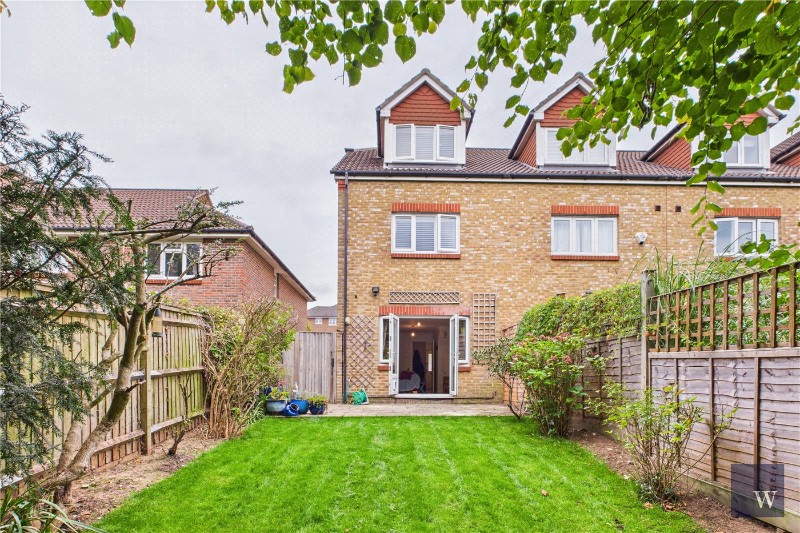 Fawcett Close, London, SW16