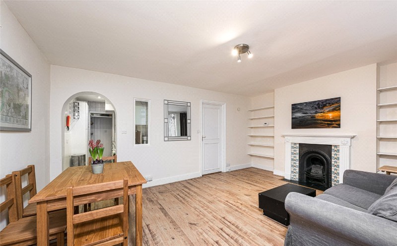 Warwick Way, London, SW1V