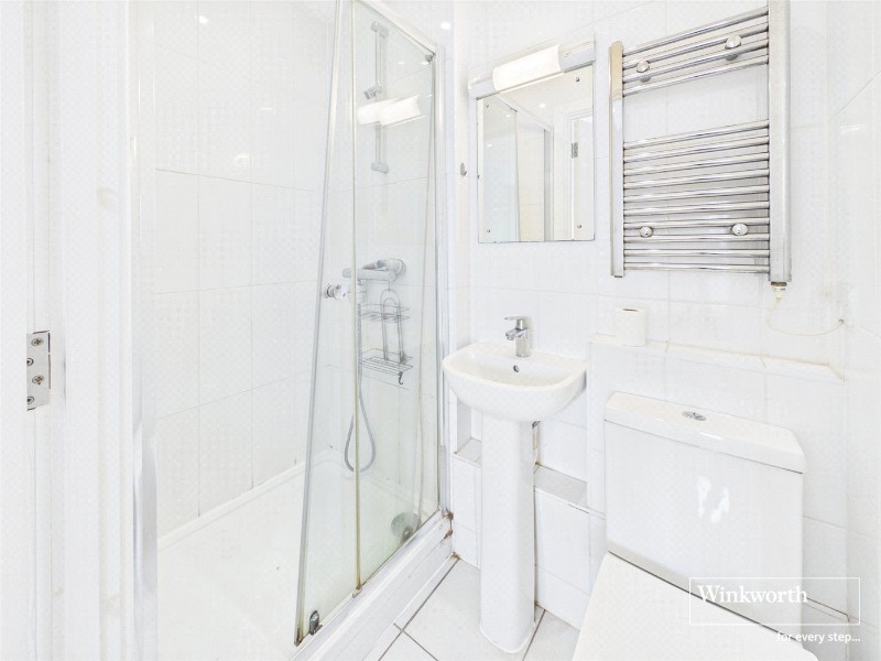 Zenith Close, London, NW9