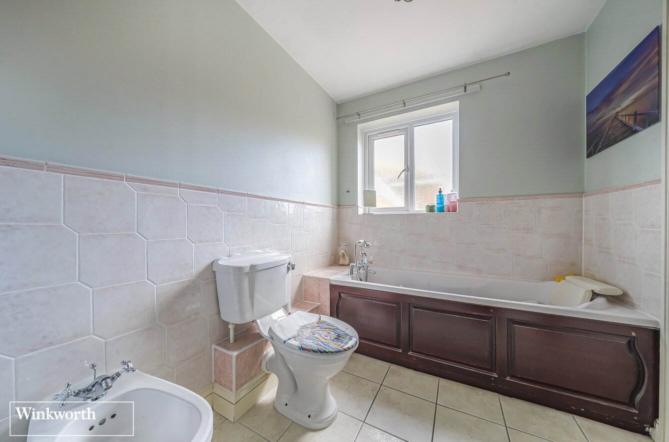 Ensuite To Bed Two