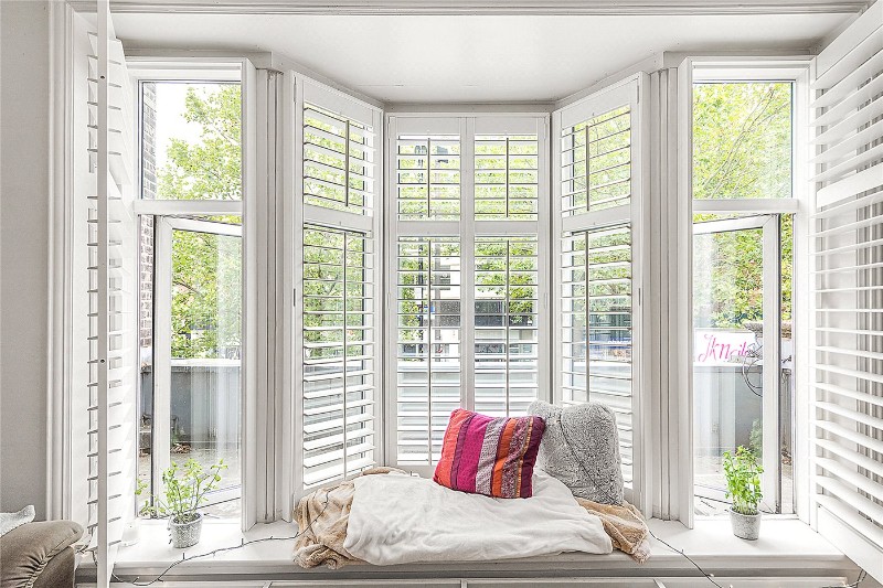 Chiswick High Road, Chiswick, London, W4