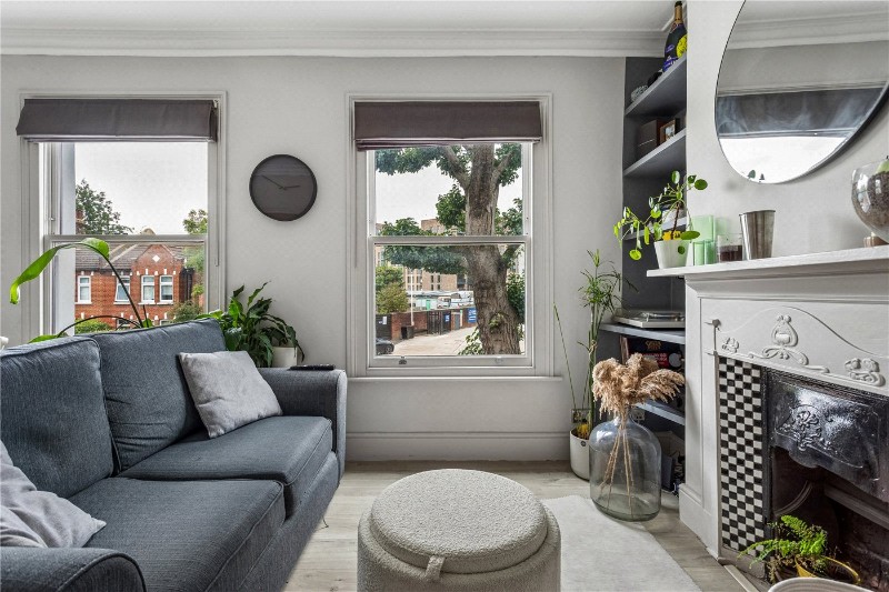 Garratt Lane, London, SW17