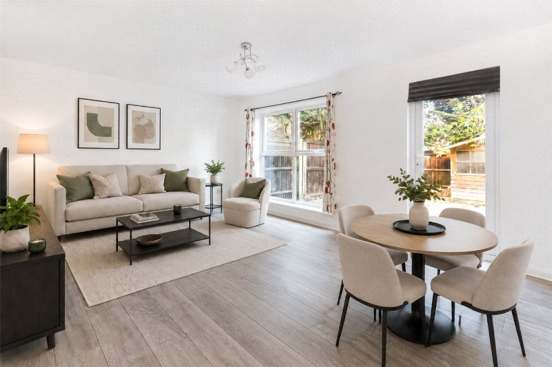 Holm Oak Close, London, SW15