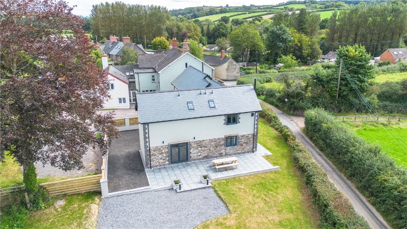 Shillingford, Tiverton, Devon, EX16