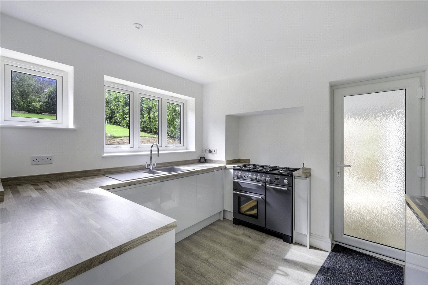 4 bedroom property for sale in Holly Lane West, Banstead, Surrey, SM7 (Ref BAN210158) £1,000,000