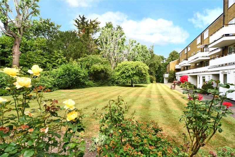 Woodmansterne Lane, Banstead, Surrey, SM7