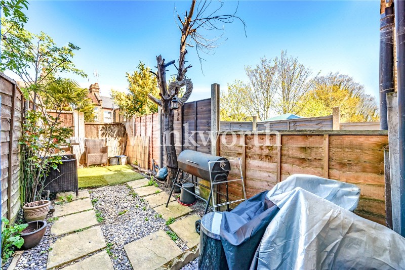 Steele Road, London, N17