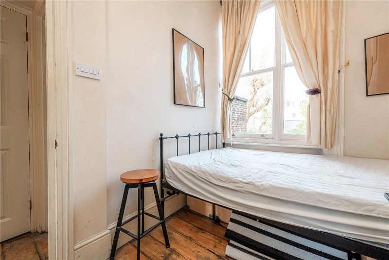 Blenheim Crescent, London, W11