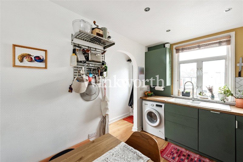 Abbotsford Avenue, London, N15