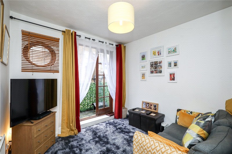 Burlington Mews, London, W3