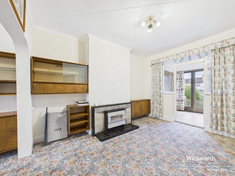 Reeves Avenue, Kingsbury, London, NW9