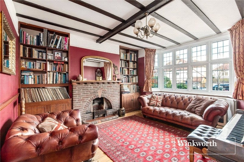 Friars Avenue, Whetstone, London, N20