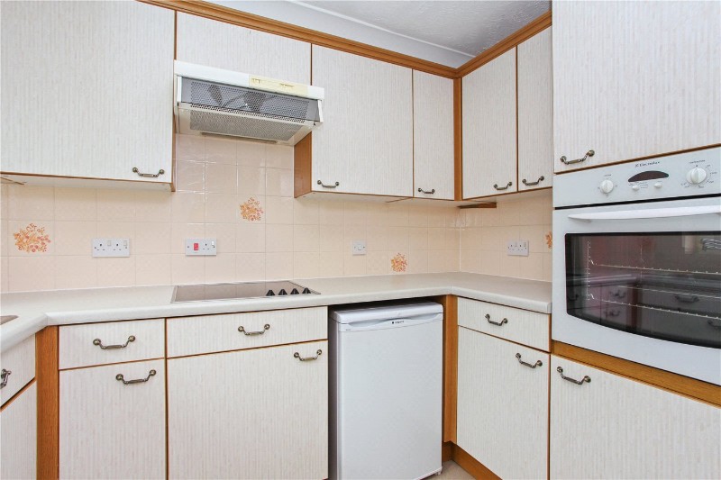 Station Road West, Canterbury, Kent, CT2