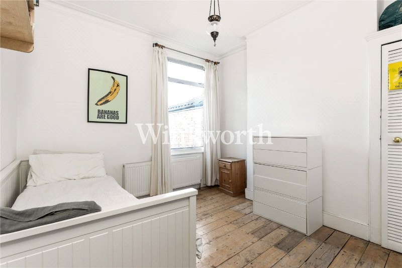 Westbury Avenue, London, N22