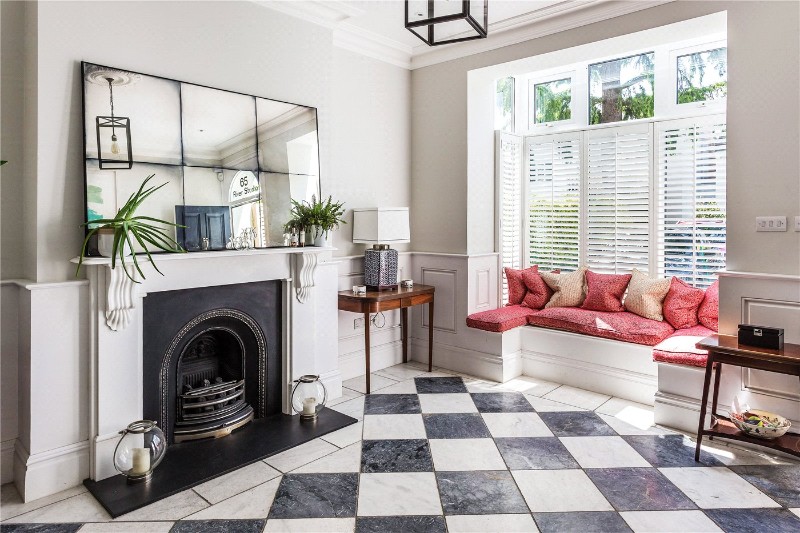 Deodar Road, London, SW15