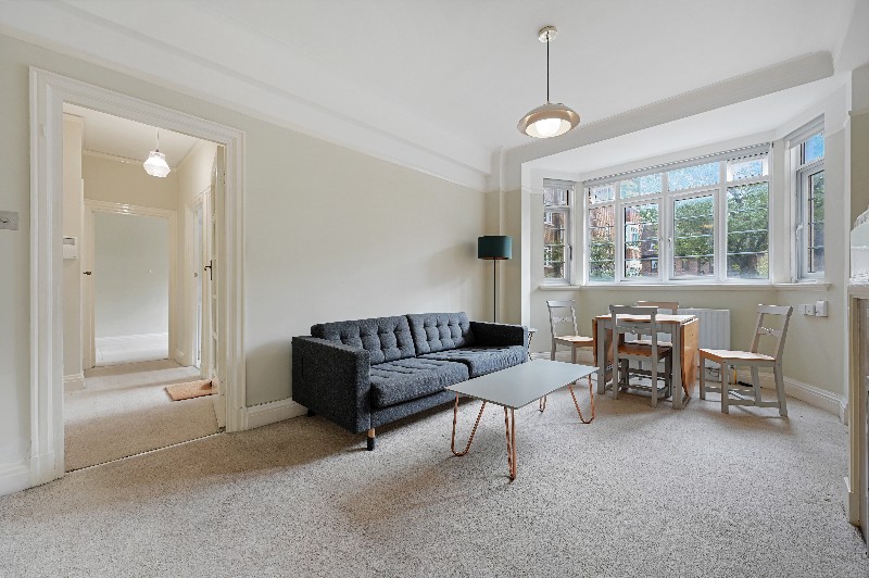 Chatsworth Court, Pembroke Road, Kensington, London, W8