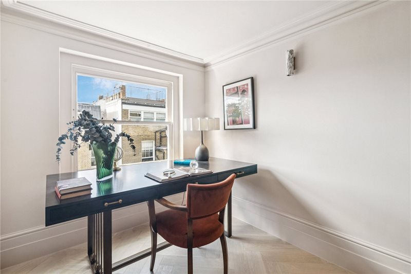 Pembridge Gardens, London, W2