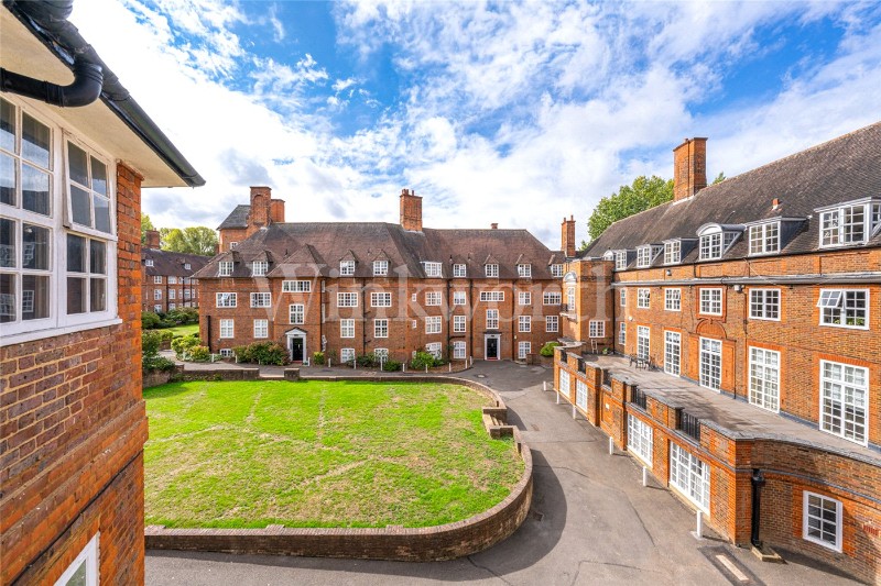 Hampstead Way, Hampstead Garden Suburb, London, NW11