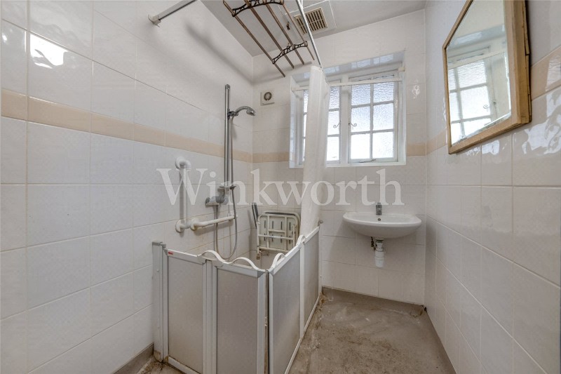 Dunstan Road, London, NW11