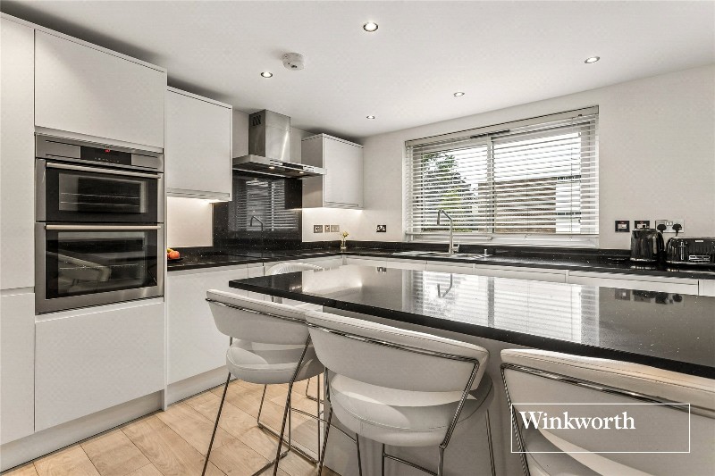 Station Road, New Barnet, EN5