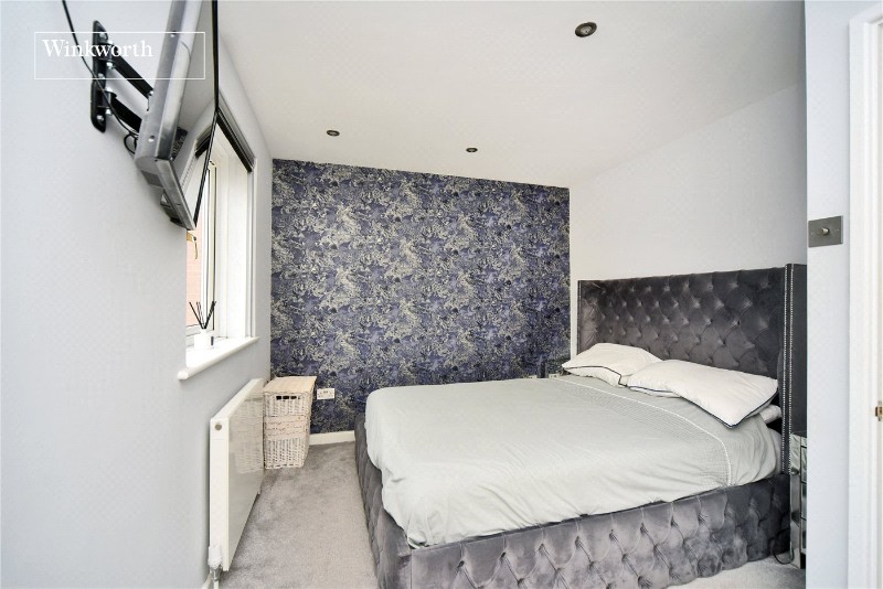 Cotswold Way, Worcester Park, KT4