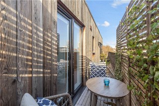 Warham Street, London, SE5