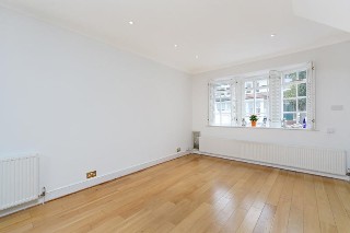 Linden Gardens, Chiswick, W4