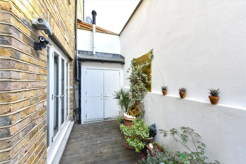 Stoke Newington Road, London, N16