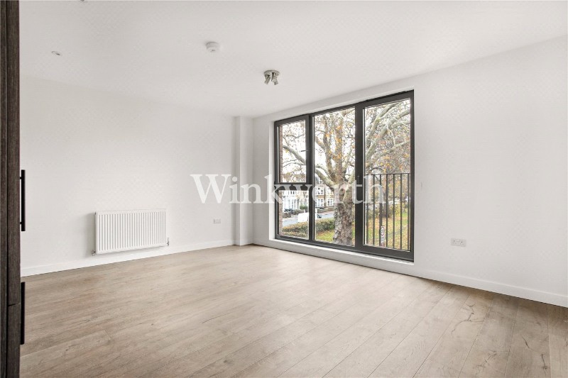 Frobisher Road, London, N8