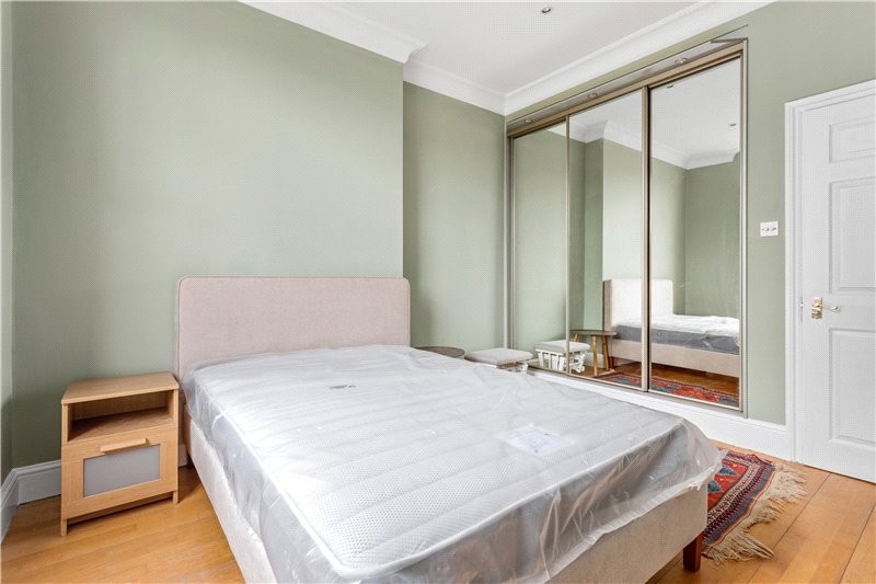 Gloucester Road, South Kensington, London, SW7