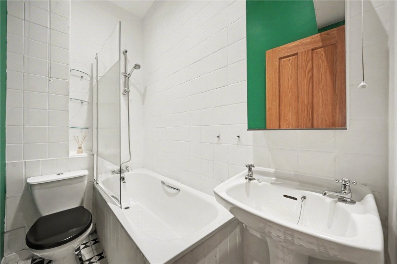 Nelson Road, London, N8