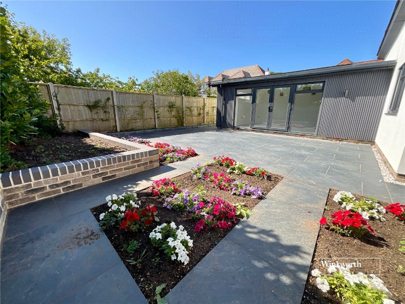 Moat Lane, Barton on Sea, New Milton, Hampshire, BH25