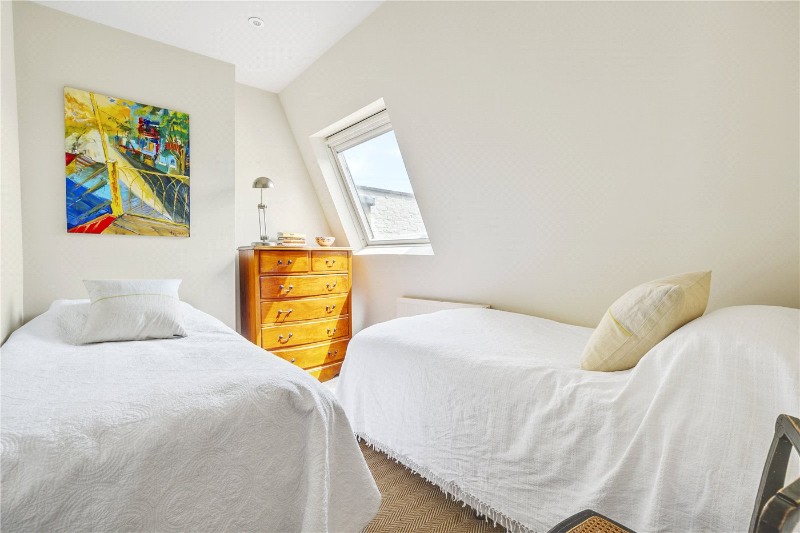 Hurlingham Road, London, SW6