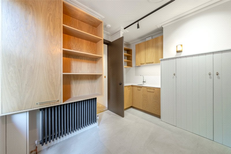 Delaware Road, London, W9