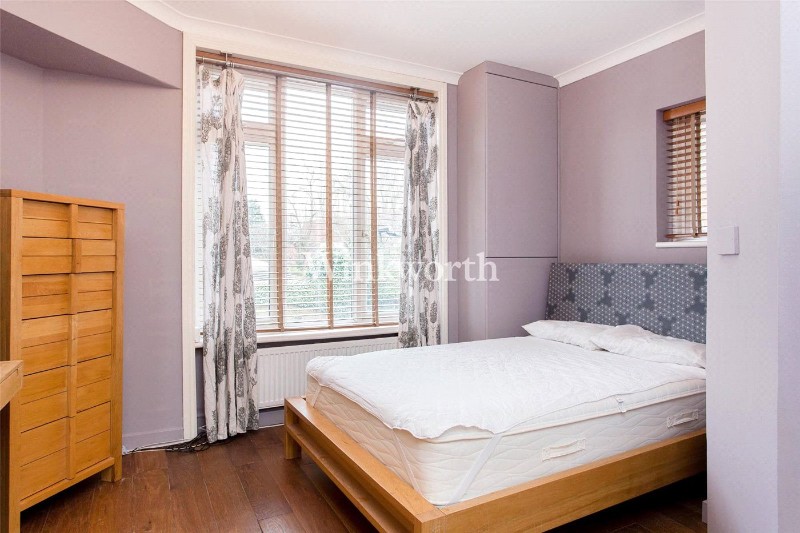 North End Road, London, NW11