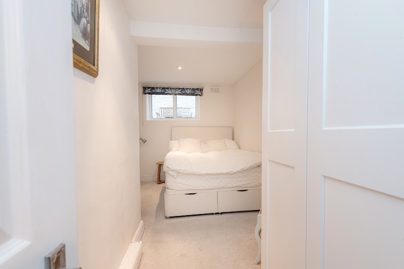 Chesterton Road, London, W10