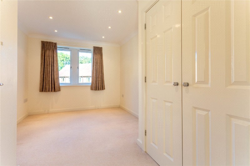Lakeside Drive, Chobham, GU24
