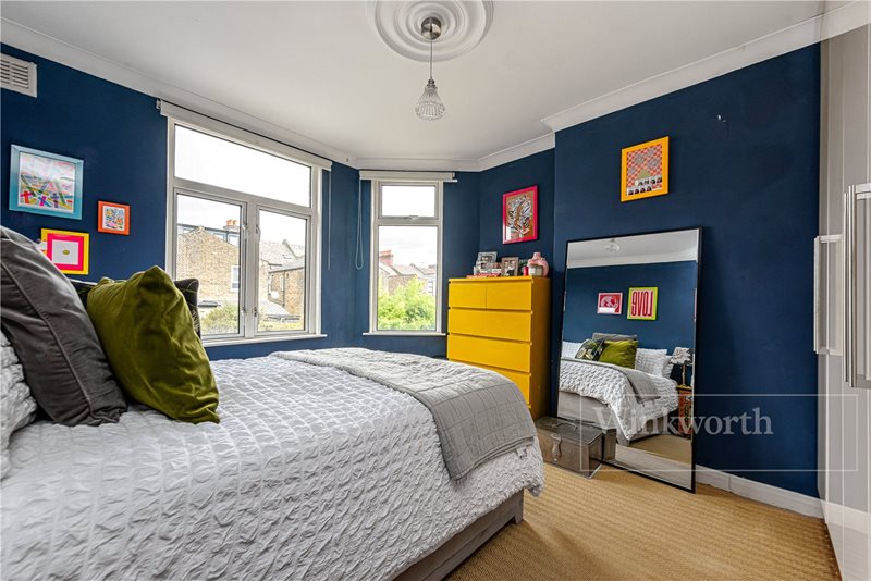 Bathurst Gardens, London, NW10