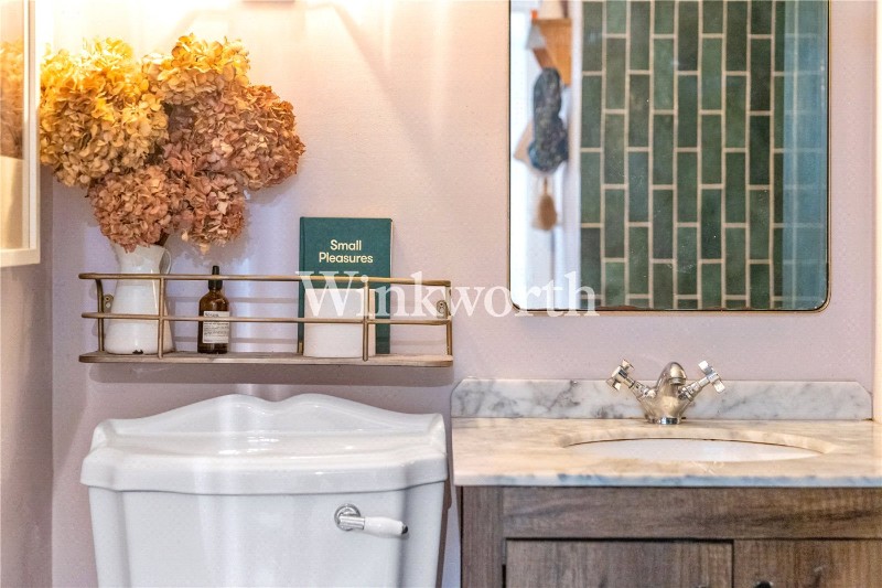 Alroy Road, London, N4