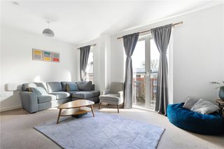 Bouverie Road, London, N16
