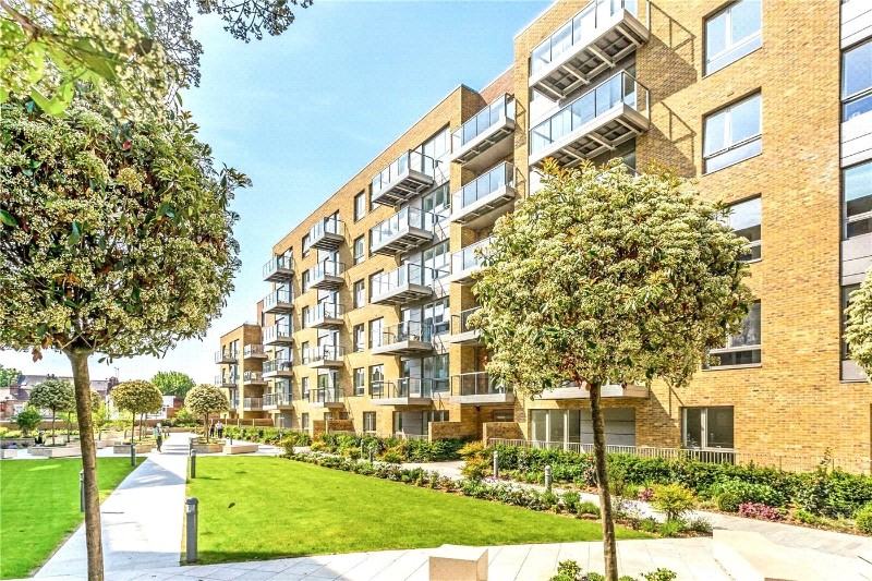 Basset Court, High Street, London, N8