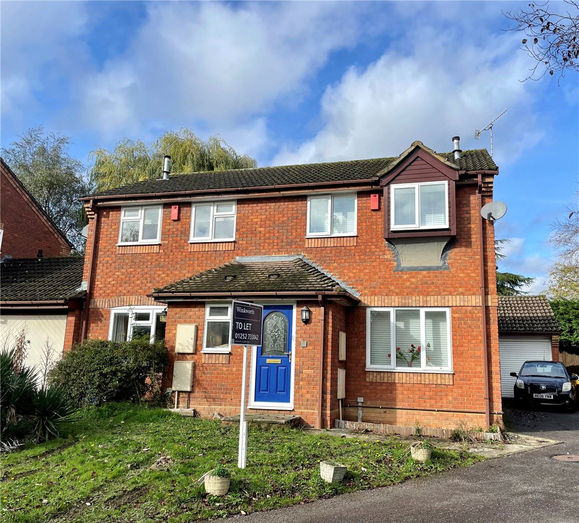 Weywood Close, Farnham, Surrey, GU9