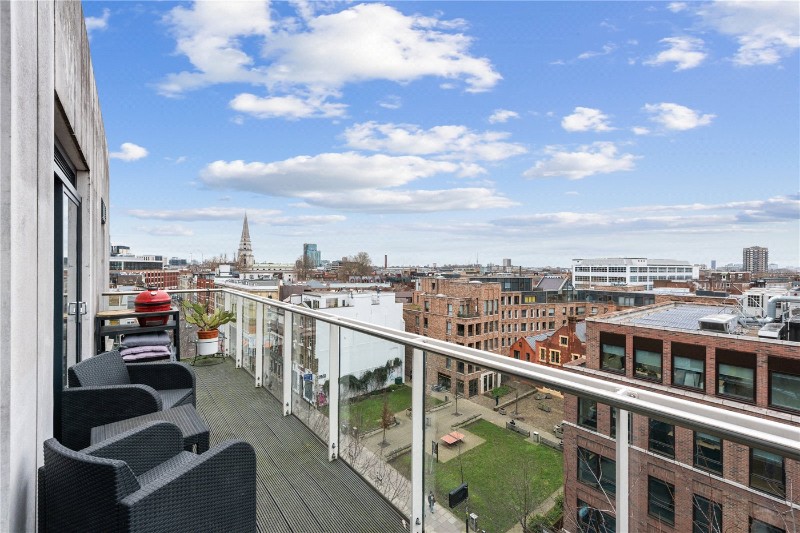 Kensington Apartments, 11 Commercial Street, London, E1