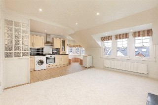 Oakhill Road, London, SW15