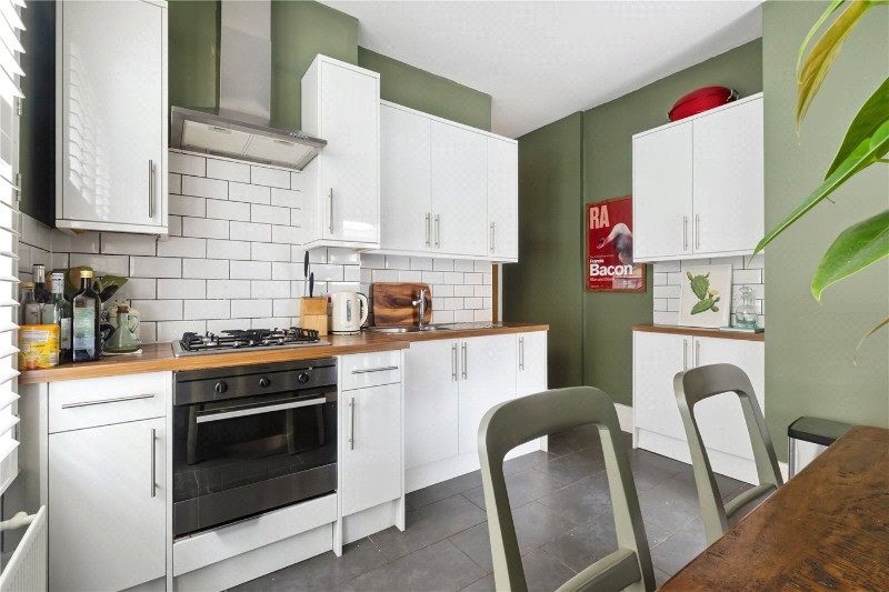 Hailsham Avenue, London, SW2